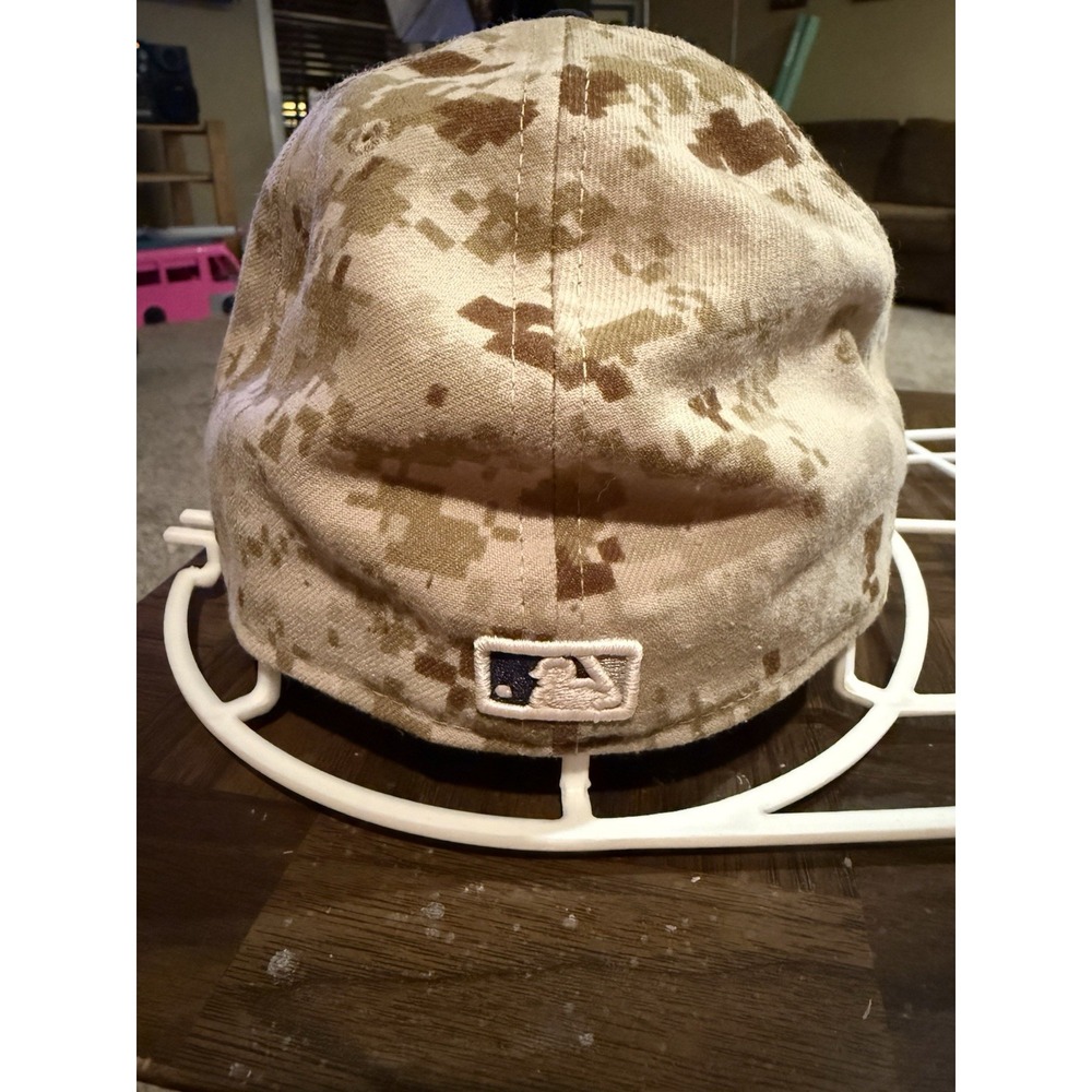 New Era 59FIFTY‎ New York Yankees Digi Camo Fitted Hat 7 3/8 MLB On-Field - Picture 3 of 7